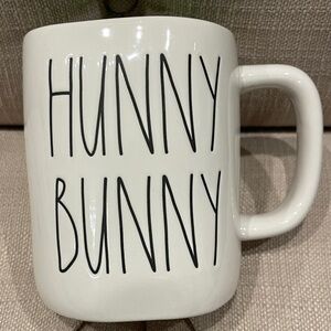 RAE DUNN By Magenta HUNNY BUNNY White Green inside Easter Glossy Mug 4.75"H